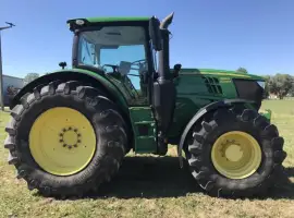 Зображення для оголошення Трактор 6215 R John Deere