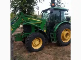 Зображення для оголошення Колісний трактор John Deere 6130D