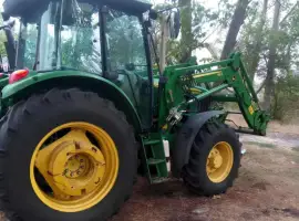 Зображення для оголошення Трактор John Deere 6130 D