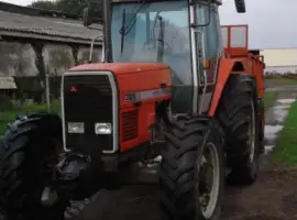 Зображення для оголошення Колісний трактор MASSEY FERGUSON 3125