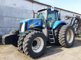 Зображення для оголошення Трактор New Holland T8040