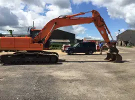 Зображення для оголошення Гусеничный экскаватор Doosan DX 225 LC-3 2011 года