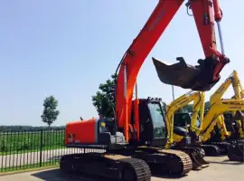 Зображення для оголошення Гусеничный экскаватор Hitachi ZX210LC