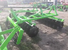 Дискова навісна борона 1.8 м з катком на підшипниках фірми Bomet (Польща)