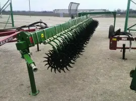 Продам ротационную борону John Deere 6м