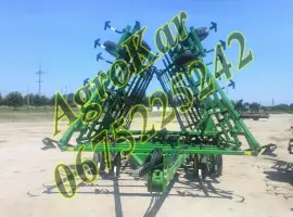 Продам культиватор John Deere 960 10 метров + винтовые катки