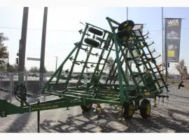 Культиватор John Deere 960