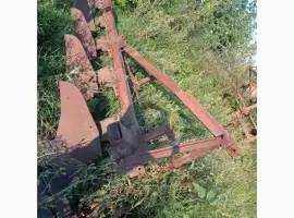 Плуг ПЛН 5-35 під Т-150