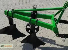 Продам Плуг двухкорпусный 2-20 /Украина/