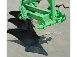 Плуг трехкорпусный 3х30