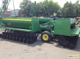 3-х секционная Сеялка зерновая механика джон Дир John Deere 455 9