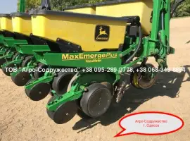 Из США сеялка пропашная пневматическая John Deere 1750 количество рядов (секций) - 8