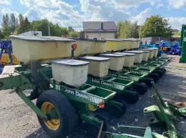 Сівалка просапна 8 рядна John Deere 7000
