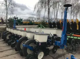Сівалка пропашна Kinze 3000