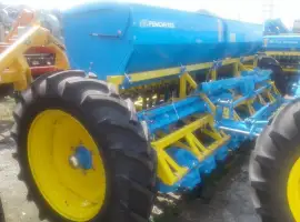 Продам Сівалку зернову СРЗ 3.6