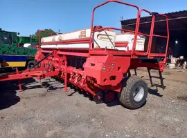 Продам сеялку зерновую Kuhn Sdm 2227/29