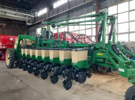 Сівалка точного висіву Great Plains YP-1630