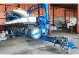 Сеялка пропашная Kinze 3660