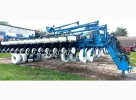 Сівалка точного висіву пневматична KINZE 3700 Precision Planting 24р