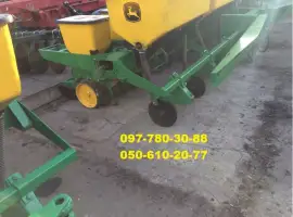 Сеялка пропашная механическая John Deere 7000 (Б/У)