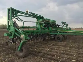 Сеялка Грет Плейнз YP2425F
