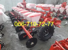 Пневматическая сеялка УПС-8-03М межсекционное расположение колес. Сеялка УПС