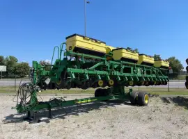 Сівалка точного висіву John Deere 1745