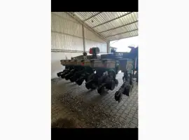 Причипна сівалка Great Plains YP825