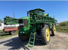 Самохідний оприскувач John Deere 5430