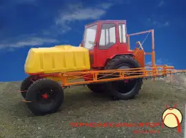 Самоходный опрыскиватель ОП-1500