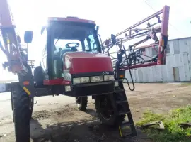 Обприскувач самохідний Case IH Patriot 3330