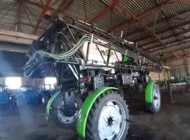 Самохідний оприскувач Metalfor 7040 (Аргентина)