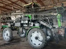 Самохідний оприскувач Metalfor 7040