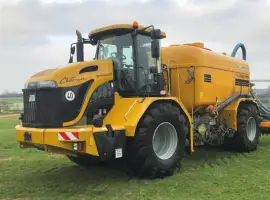 Самохідний розкидач добрив Challanger Terra Gator 2244 (2007)