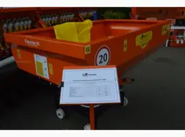 Розкидач мінеральних добрив РДФ-1000