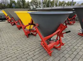 Розкидач мінеральних добрив на 500 кг (бак пластиковий) фірми Jar-Met