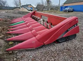Жатка кукурузная Case IH 2208
