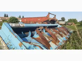 Жатка для кукурудзи КМС-8
