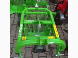 Зображення для оголошення Вібраційна картоплекопалка на зад BOMET(PL)