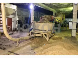 Соломорезка. Промышленный измельчитель сена и соломы роторный
