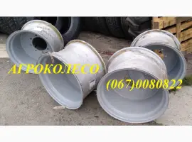 Зображення для оголошення Диски на погрузчик Manitou размер диска 15-24