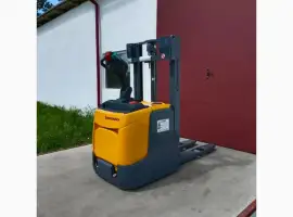 Зображення для оголошення Штабелер Електро Поводковий 720 Jungheinrich ERC212 1, 2т 267 cm