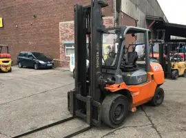Зображення для оголошення Вилочный погрузчик Toyota 42-7FD40