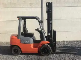Зображення для оголошення Вилочный погрузчик Toyota 62-7FDF25