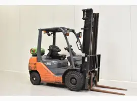 Зображення для оголошення Вилочный погрузчик Toyota 02-8FGF25. Газовый погрузчик