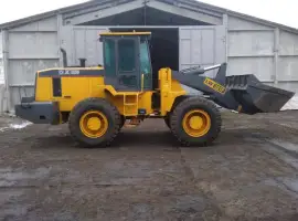 Зображення для оголошення Фронтальный погрузчик XCMG LW321F