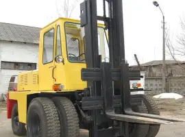 Зображення для оголошення Погрузчик львовский дизельный 5 тонн