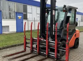 Зображення для оголошення Вилковий навантажувач Toyota 06-8FGJ35F 2017 року кабіна з захватом