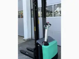 Зображення для оголошення Самоходный электрический штабелер Mitsubishi SBP12N новая АКБ