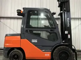 Зображення для оголошення Погрузчик вилочный 3.5т. Toyota 52-8FDJF35 2020 года 1300 моточасов